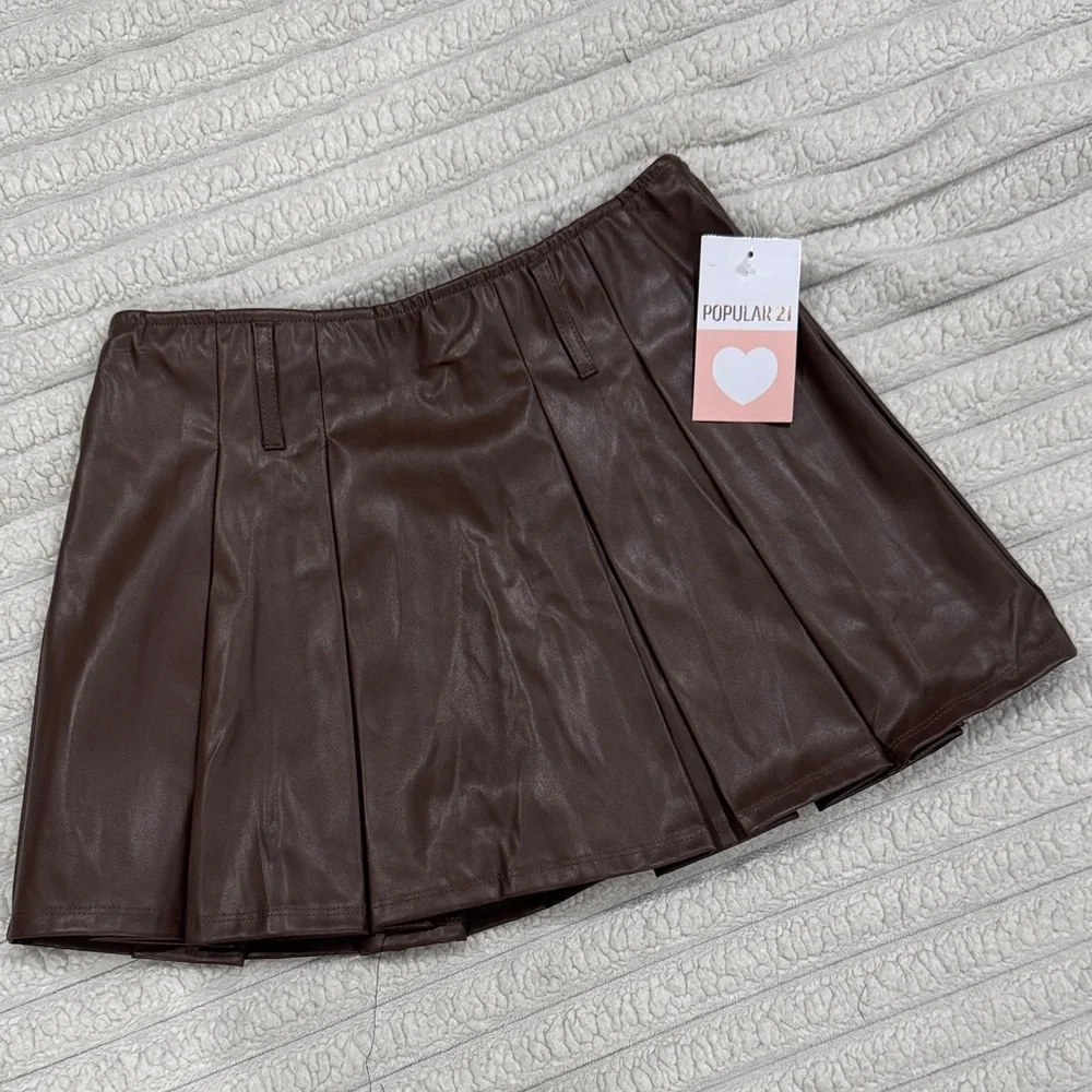 🤎Popular 21 brown faux leather pleated mini skirt